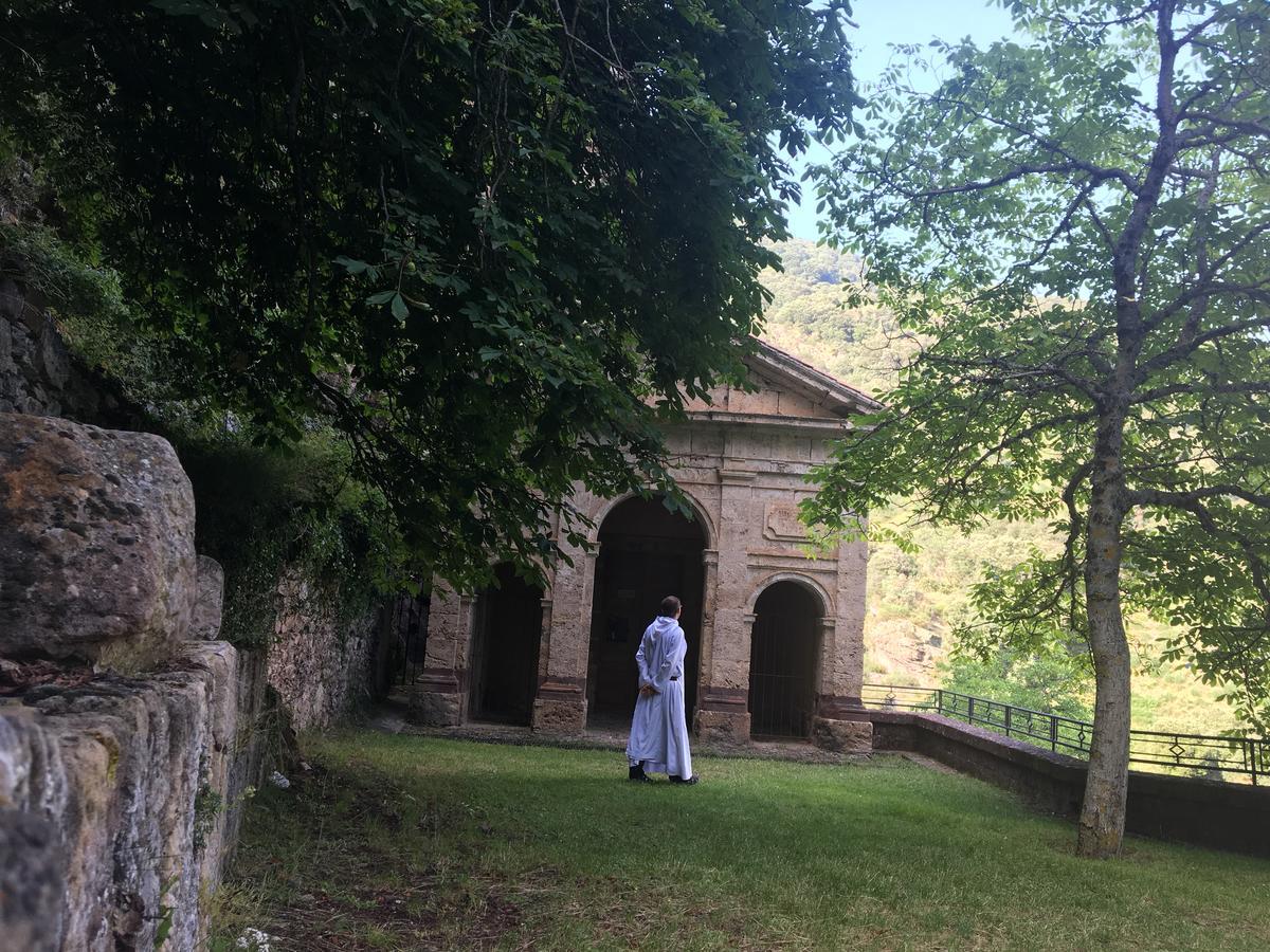 Monasterio De Santa Maria De Valvanera Anguiano Εξωτερικό φωτογραφία