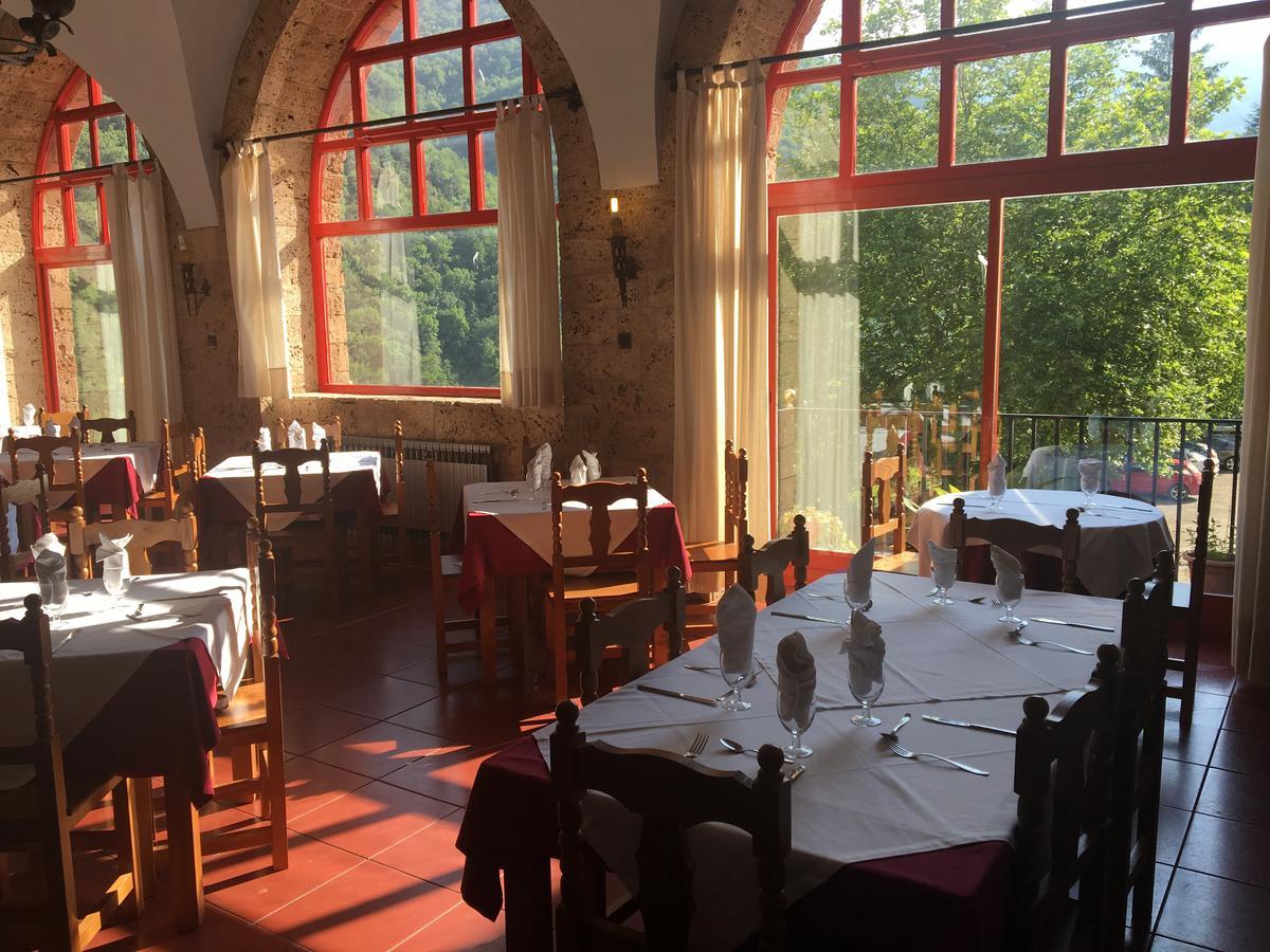 Monasterio De Santa Maria De Valvanera Anguiano Εξωτερικό φωτογραφία